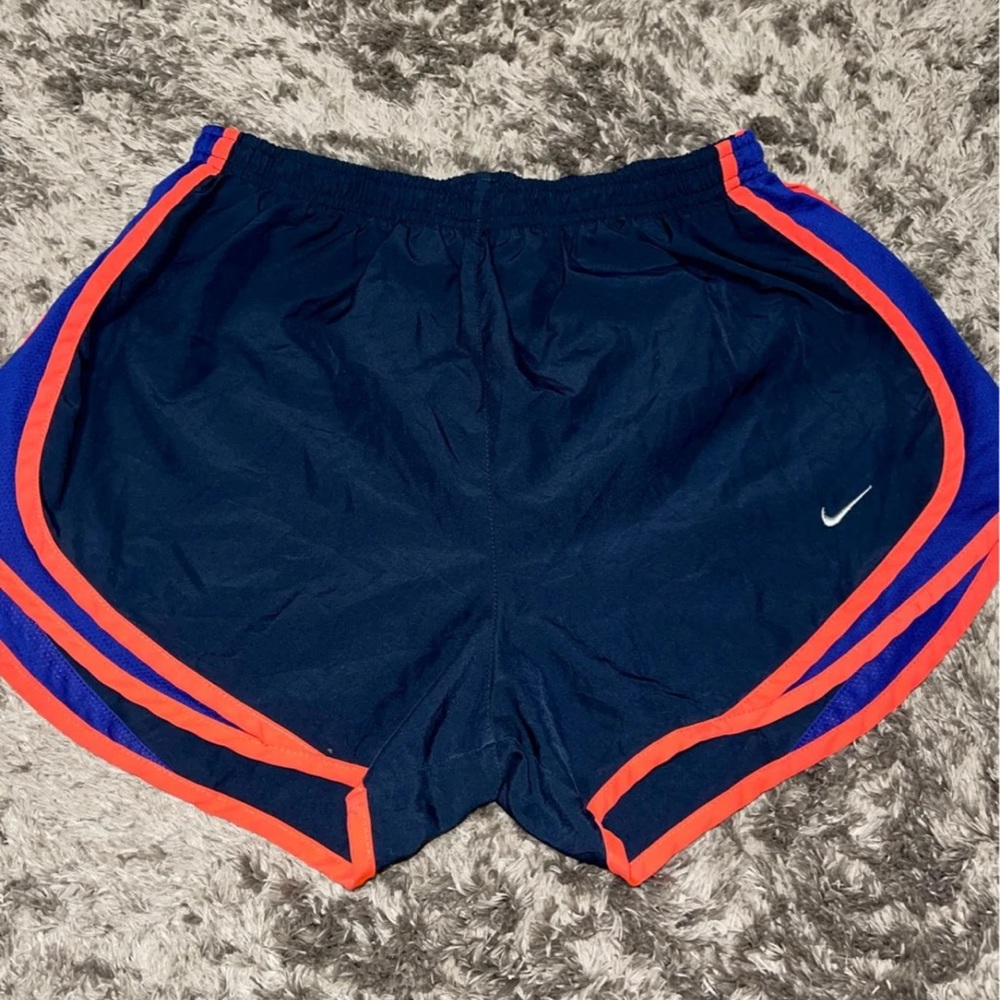 Nike short